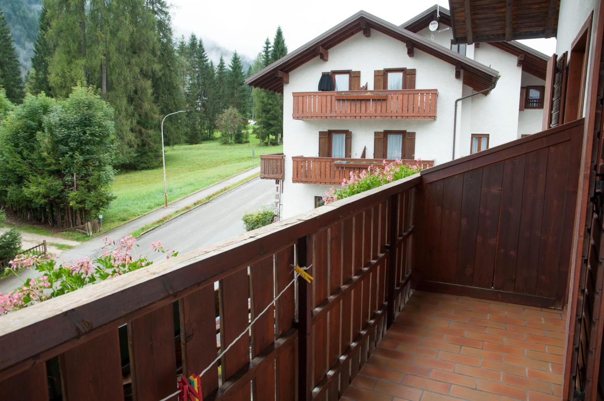 Bed and Breakfast Garni Mariolina Falcade Zewnętrze zdjęcie
